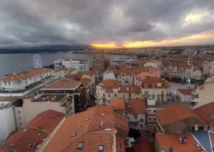 Vue Saint-Raphael (Var)